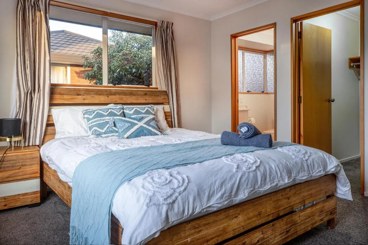 Convenient Westfield House 3Bedroom 2Bath Christchurch