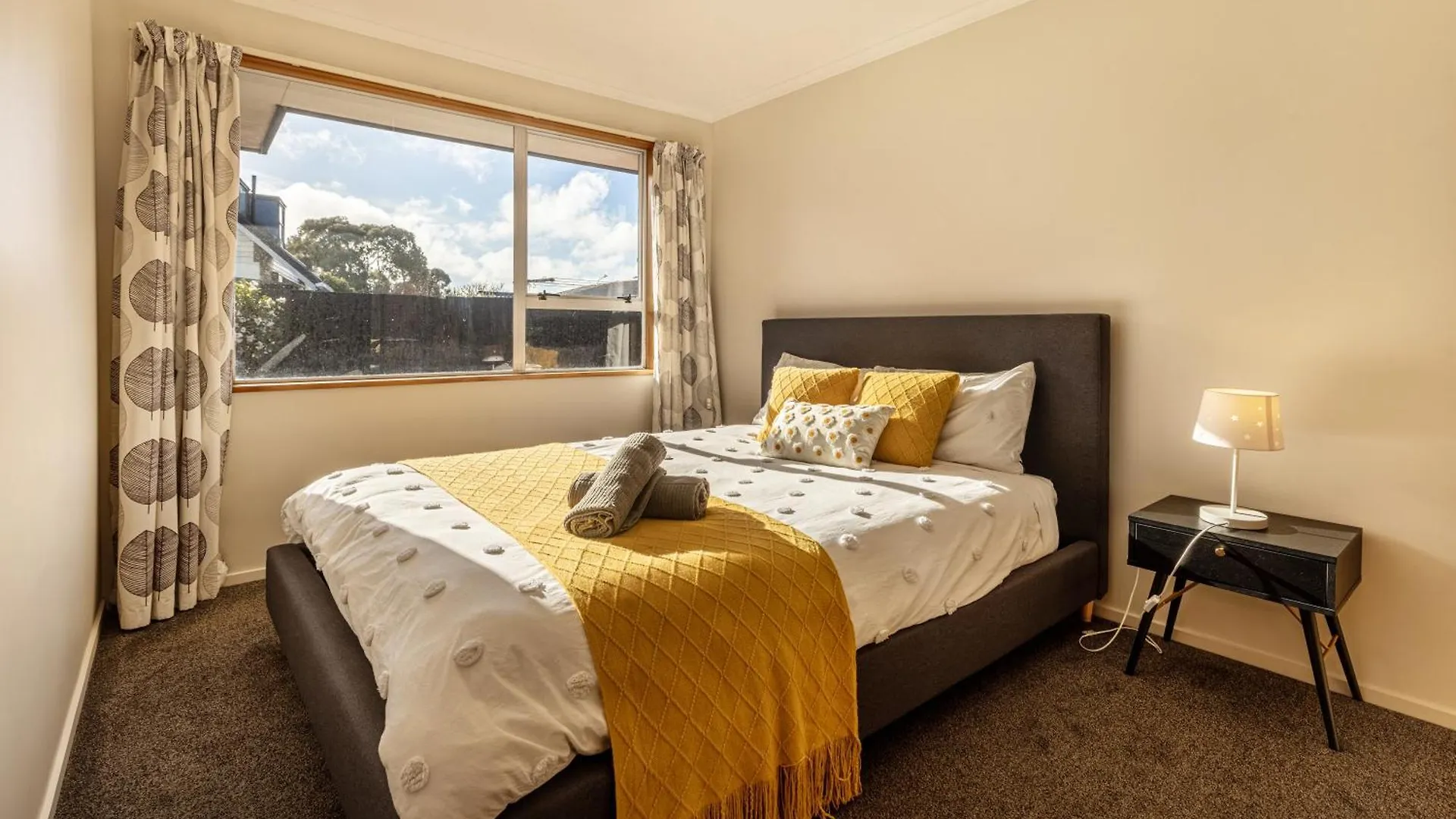Convenient Westfield House 3Bedroom 2Bath Christchurch